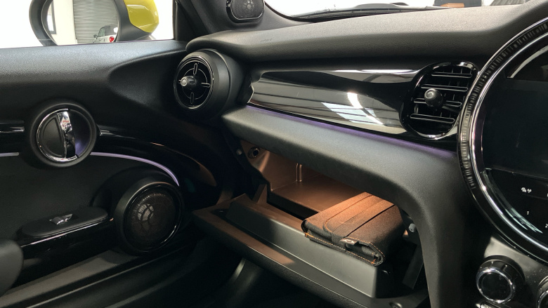 MINI Hatchback 135kW Cooper S Level 3 33kWh 3dr Auto Electric Hatchback